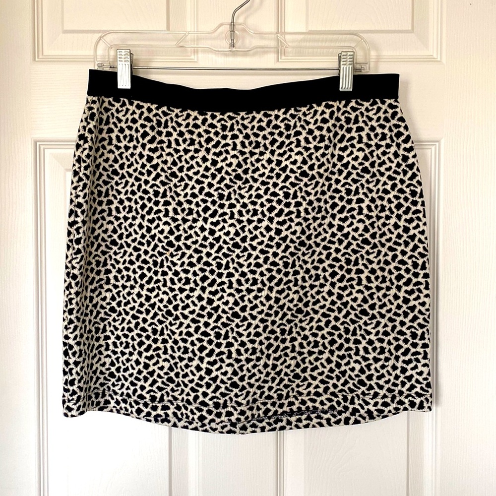 NWOT Two by Vince Camuto skirt